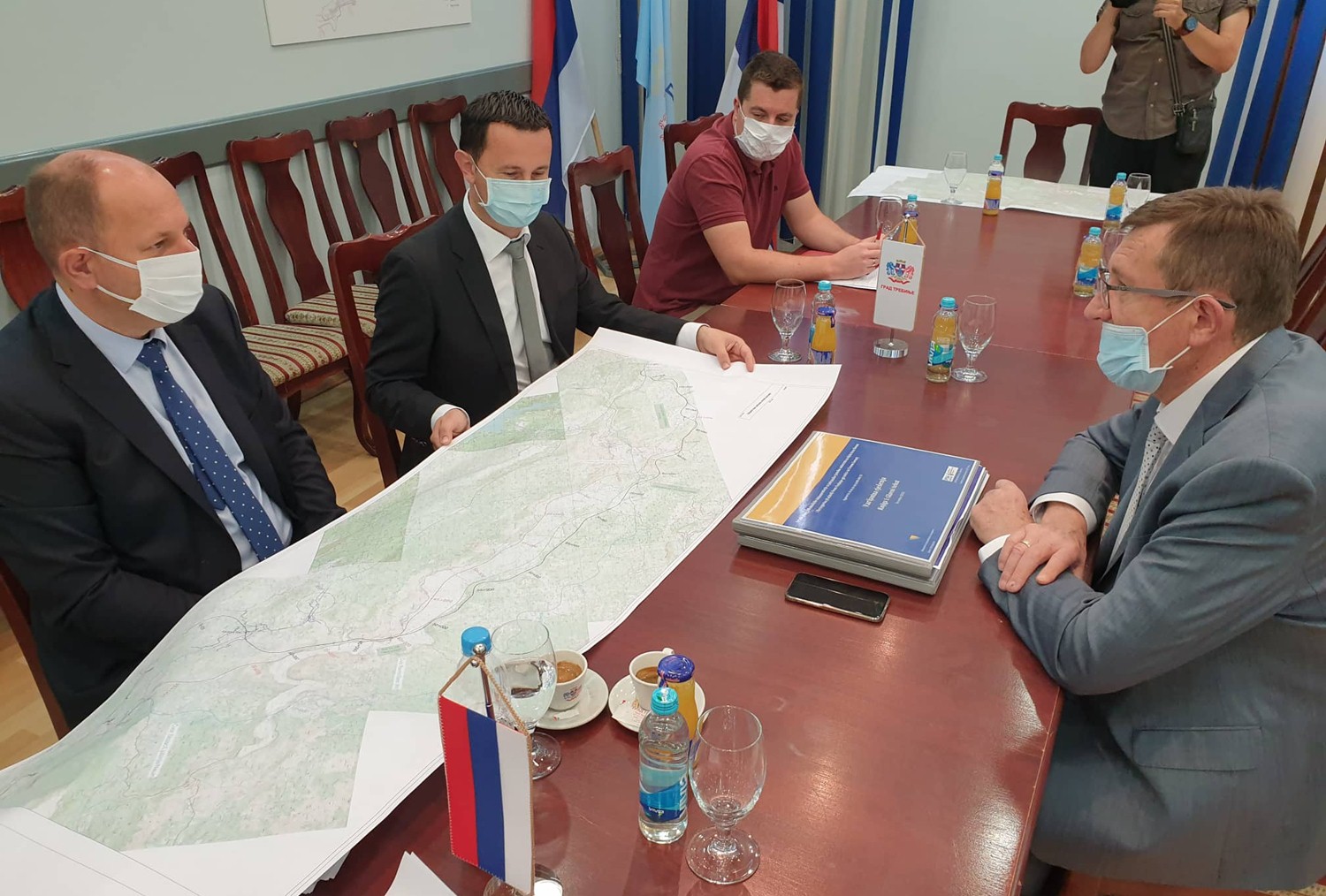 Gradonačelnik Ćurić sa ministrom Mitrovićem – Trebinje će dati prijedlog najbolje trase za budući auto-put