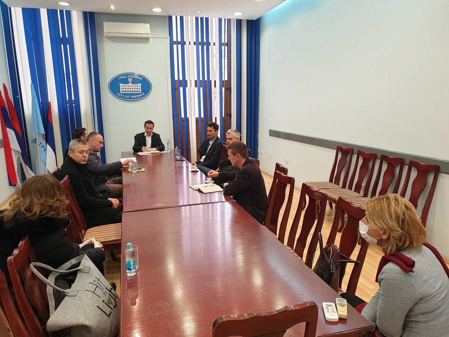 Ћурић са представницима банака – Пронаћи рјешење за исплату пензија, али и отплату кредита за физичка лица