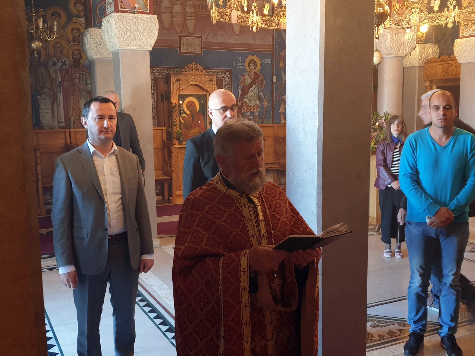 Прије 77 година преминуо пјесник Јован Дучић