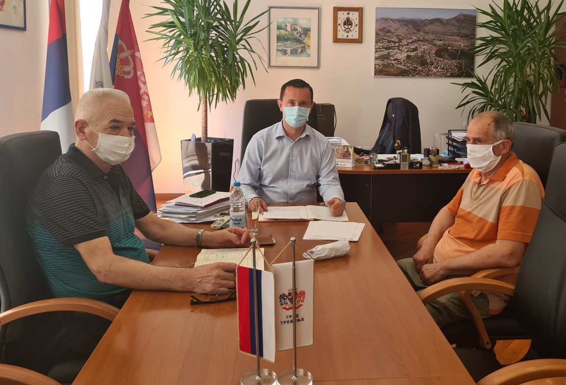 Град обезбиједио подршку РС Удружењу пензионера Града Требиња
