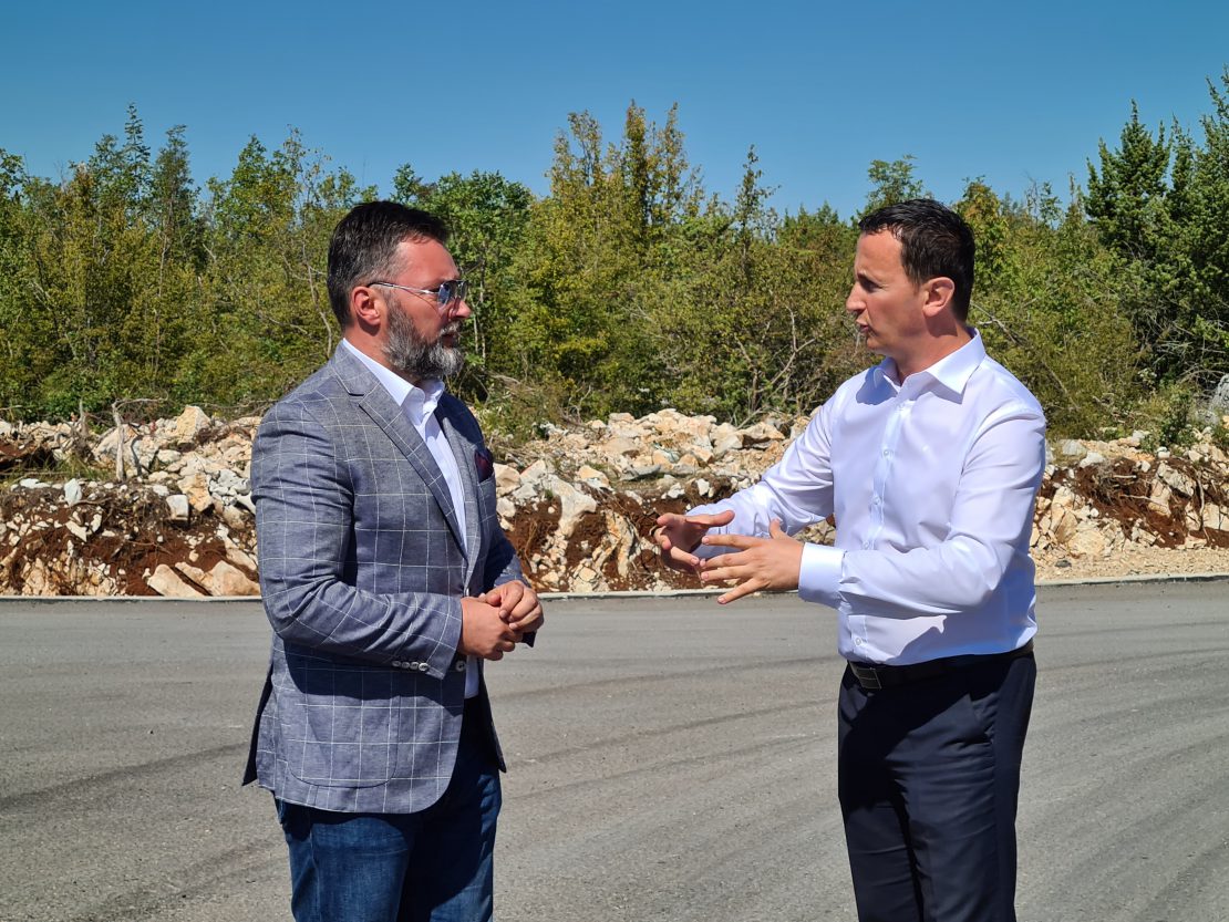Ћурић и Кошарац обишли локалитет будуће Слободне зоне Требиње