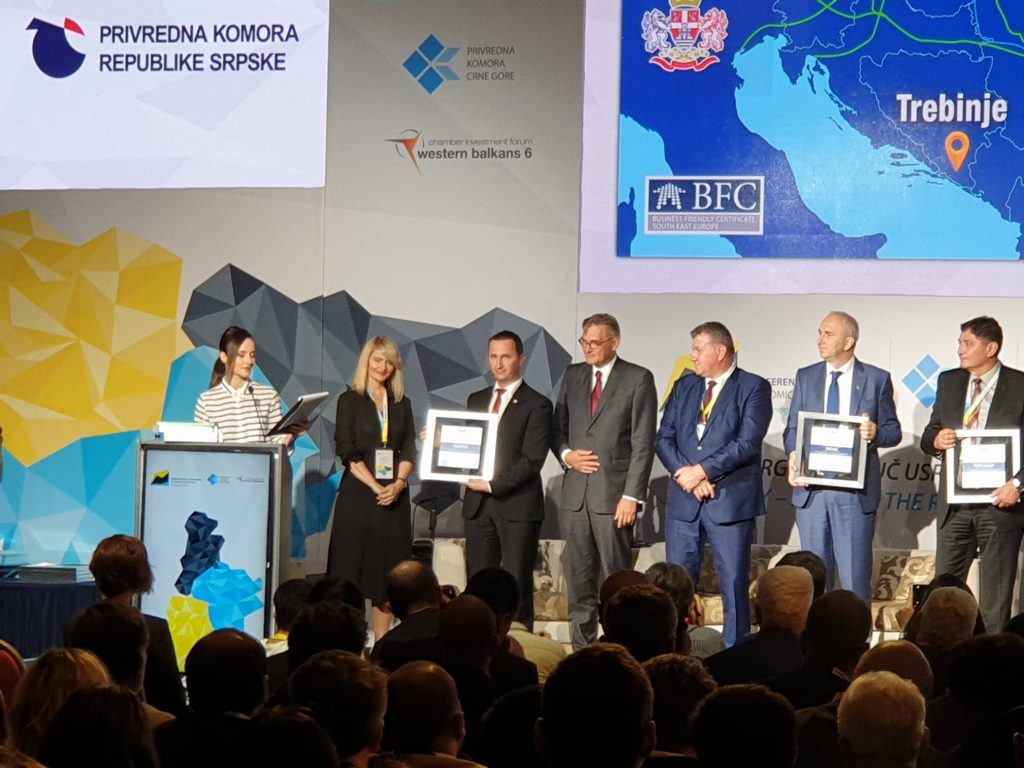 “БФЦ СЕЕ СЕРТИФИКАТ” И ЗВАНИЧНО УРУЧЕН ГРАДУ ТРЕБИЊУ