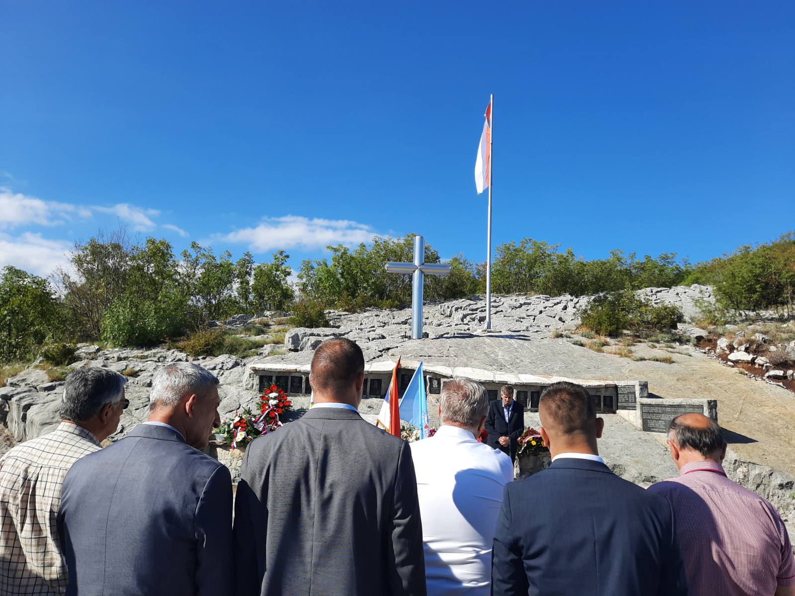 30 godina od početka ratnih dejstava – Slava i hvala herojima