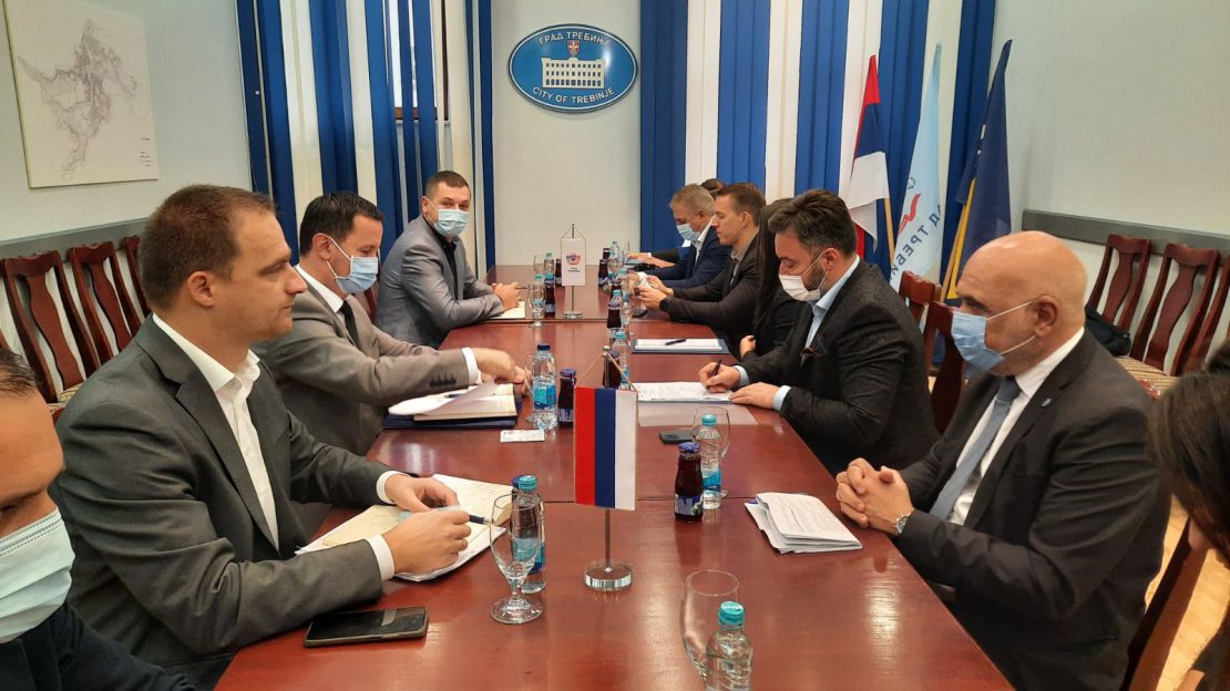 Ćurić i Košarac sa delegacijom FAO o unapređenju poljoprivede i turizma