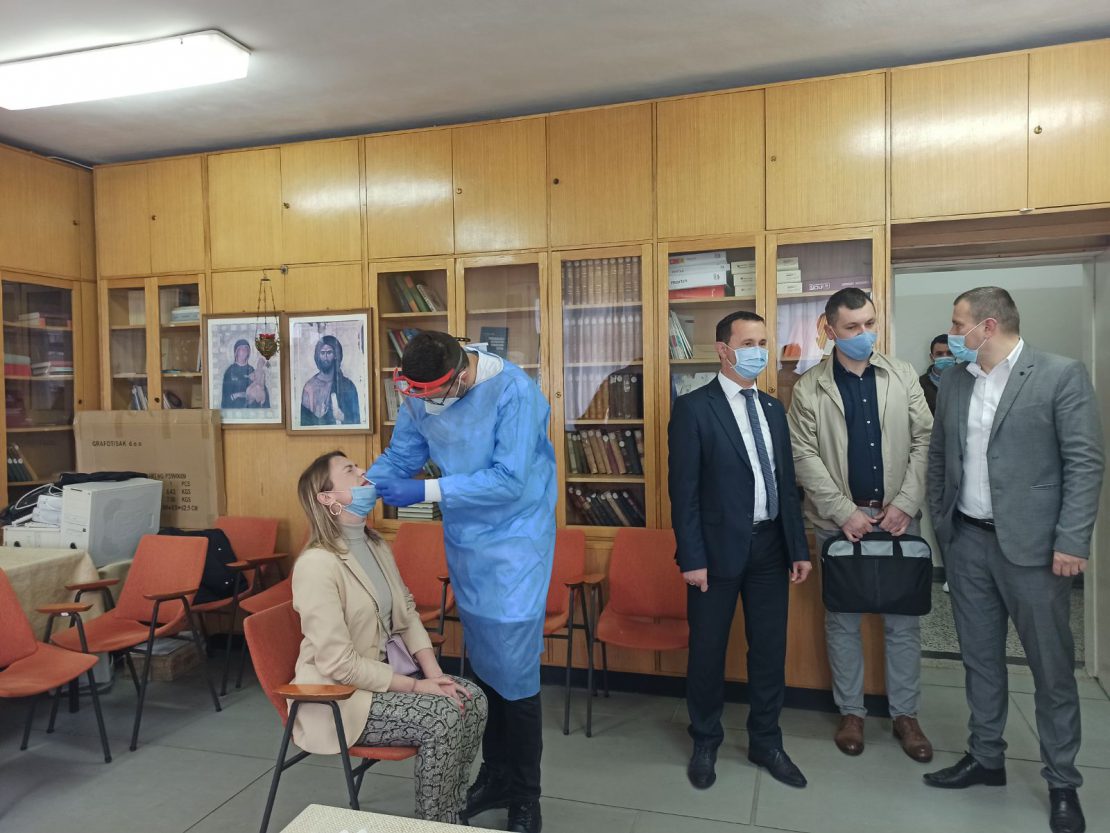 Тестирање туристичких радника на Ковид 19 у Болници и Дому здравља Требиње