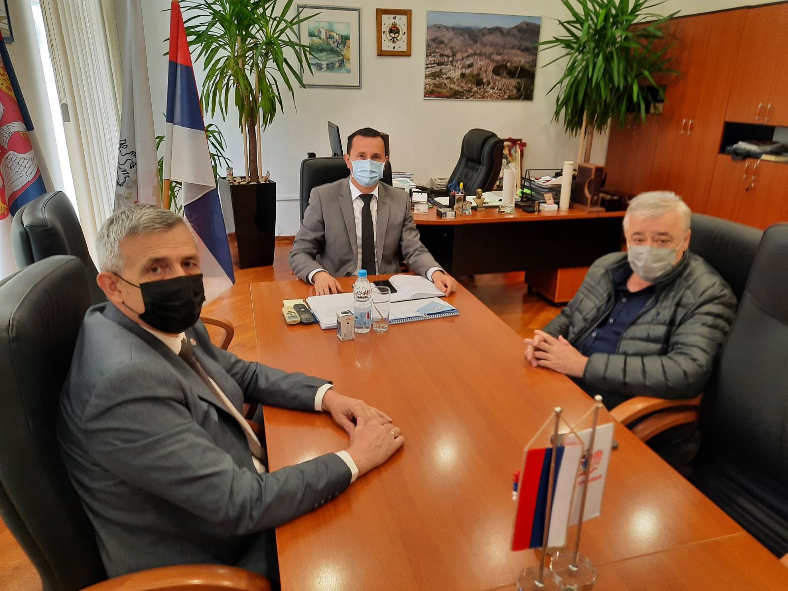 Ćurić i Savčić: Politici nema mjesta u rješavanju pitanja boračkih kategorija