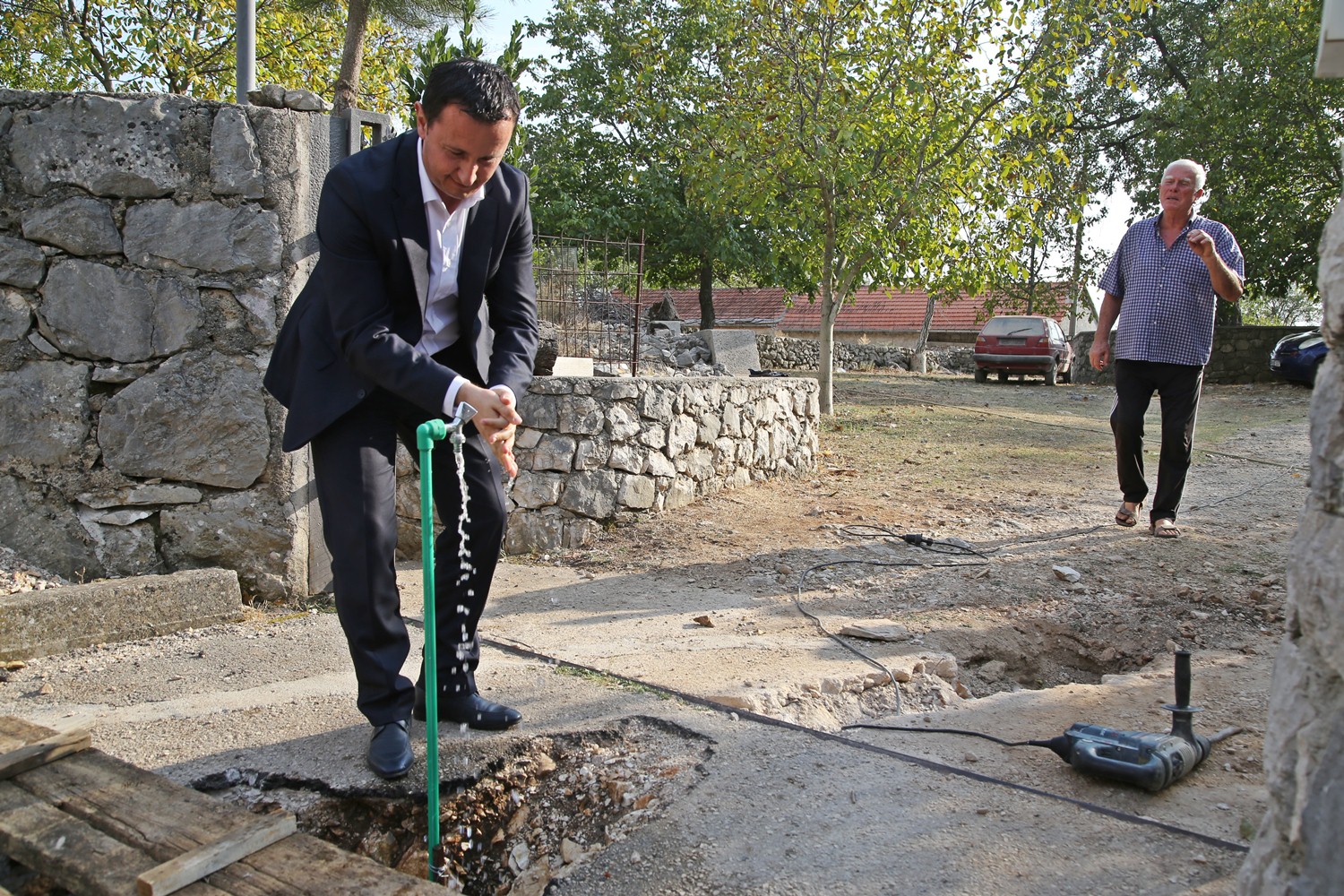 Вода из градског водовода стигла до Марић Међина, Десин села и Мионића