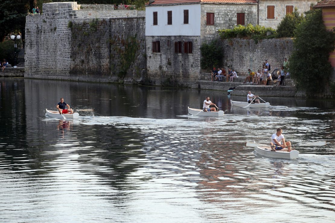 Почели „Дани Требишњице“ – Најспретнијим лађарима и кајакашима вриједне награде