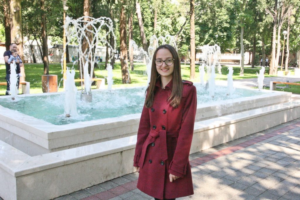 Ивана Кашиковић међу 30 најбољих матурана из Српске и Србије