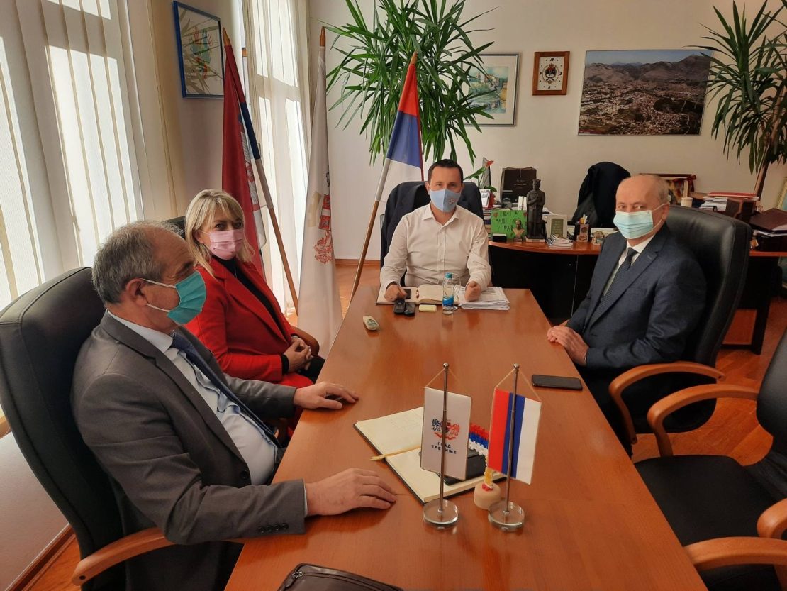 Градоначелник Мирко Ћурић и представници Универзитета Источно Сарајево разговарали о успостављању студијског програма пољопривреде у Требињу