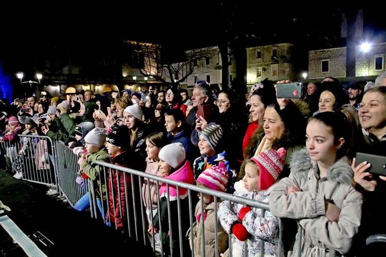 На Тргу слободе дочекана Нова година по јулијанском календару