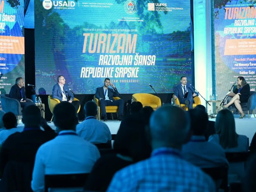 Koнференција „Туризам развојна шанса Републике Српске“ – Замјеник градоначелника говорио на сесији о стратешком развоју туризма