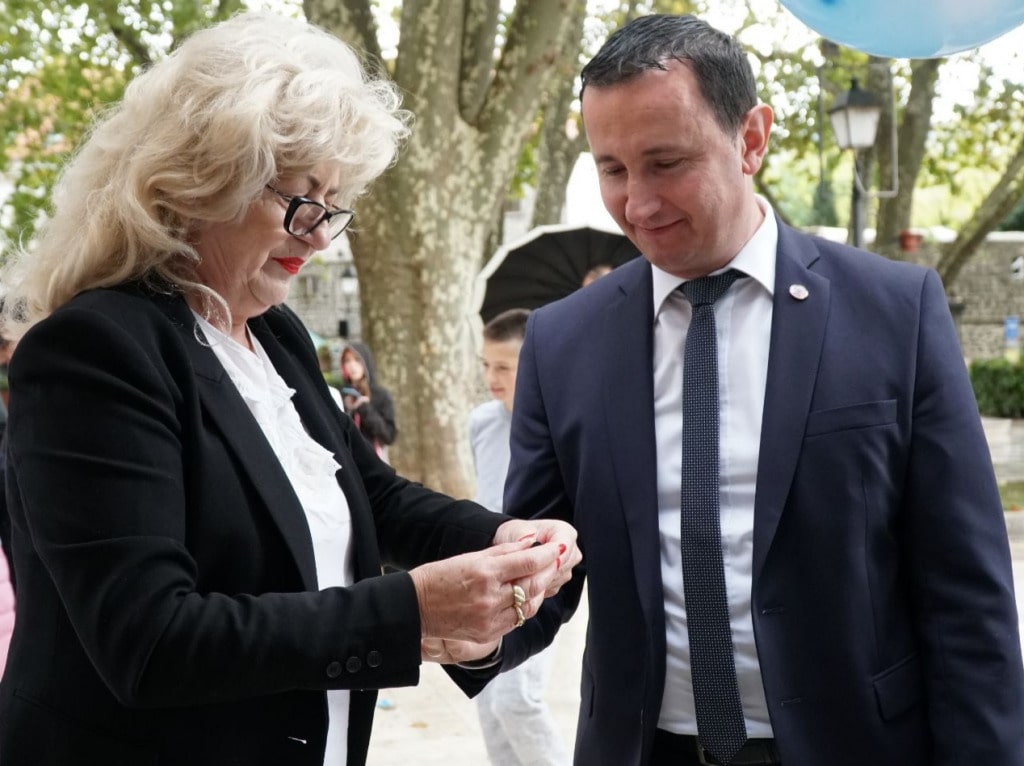 Gradonačelnik Ćurić kontrolisao šećer – Grad podržava djecu i omladinu oboljelu od dijabetesa