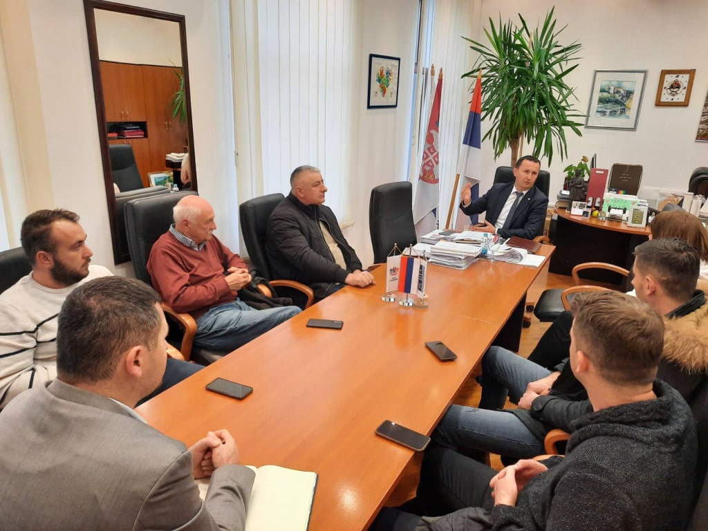 Из Требиња подршка винарима из Велике Хоче