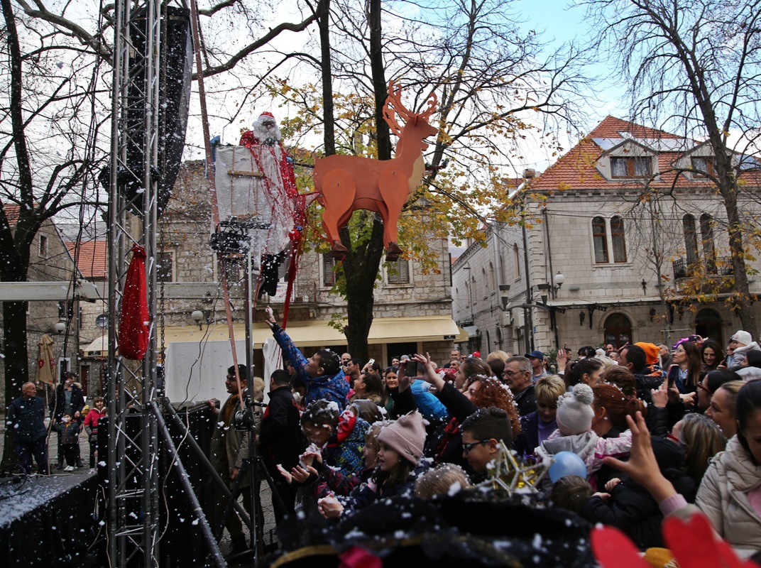 Dječja nova godina dočekana u Trebinju