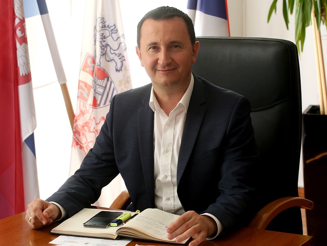 Ћурић: У 2022. асфалтирано 16 км сеоских путева