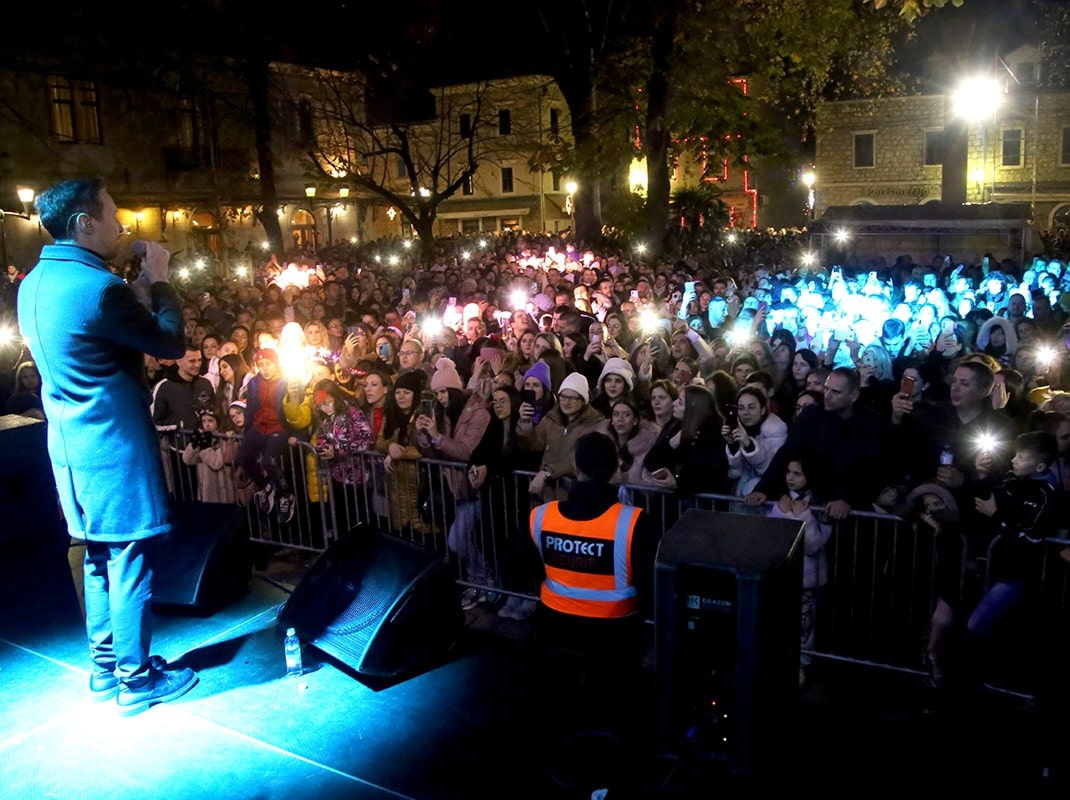 Пеђа Јовановић увео Требињце у Нову годину
