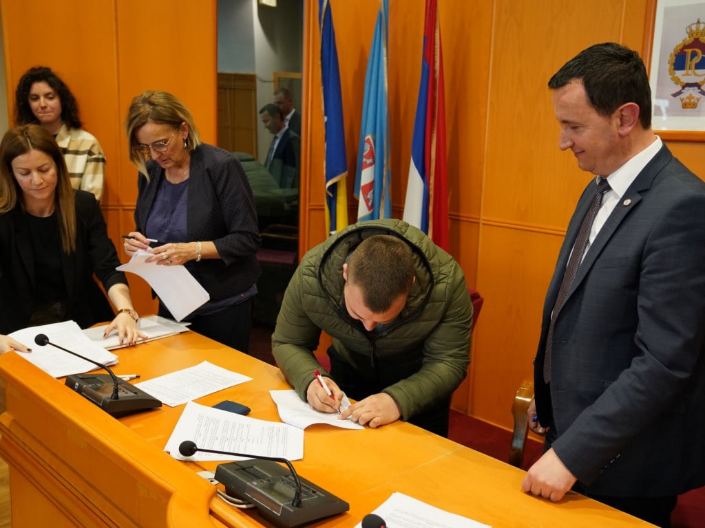 Stipendije najbolje rangiranim studentima na prijemnim ispitima na visokoškolskim ustanovama u Trebinju