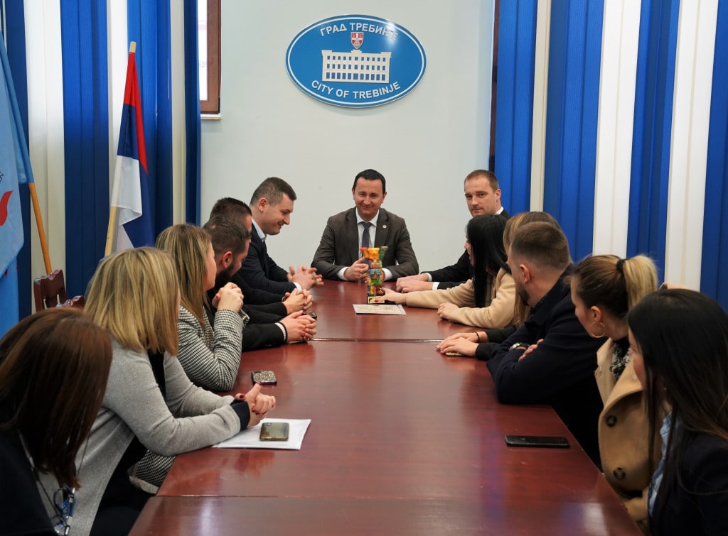 Поводом награде у Берлину: Представници Туристичке организације код градоначелника