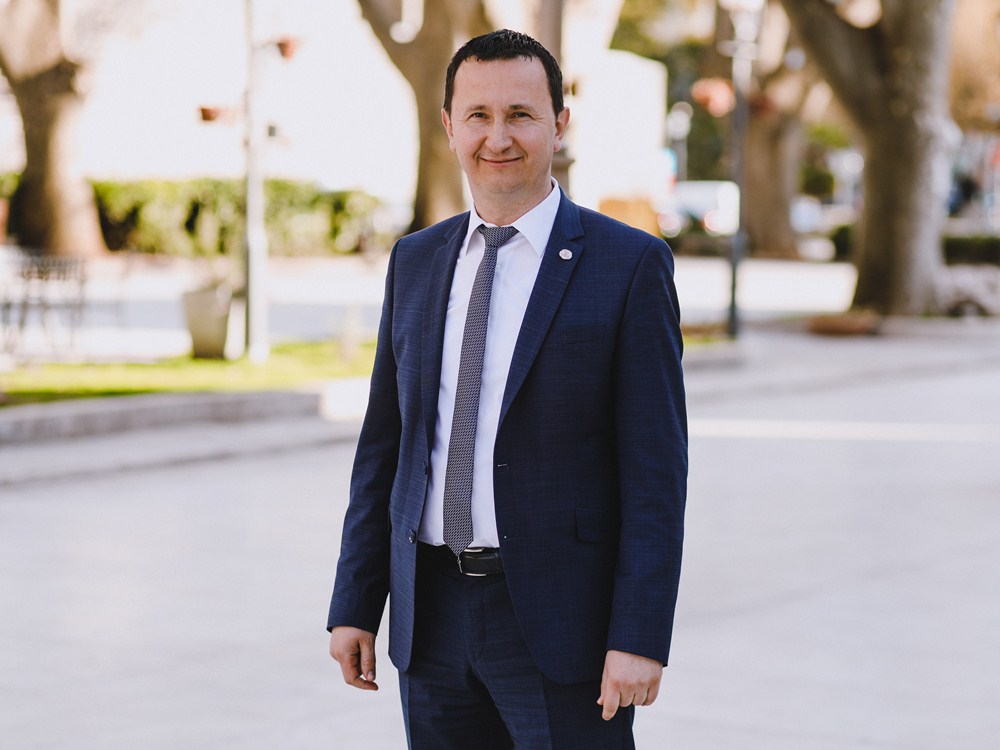 Ћурић: У саборности, радости и јединству прославимо најсвечанији празник у Требињу