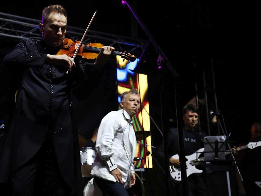 Koncertom Neleta Karajlića i Stefana Milenkovića završene preobraženske svečanosti