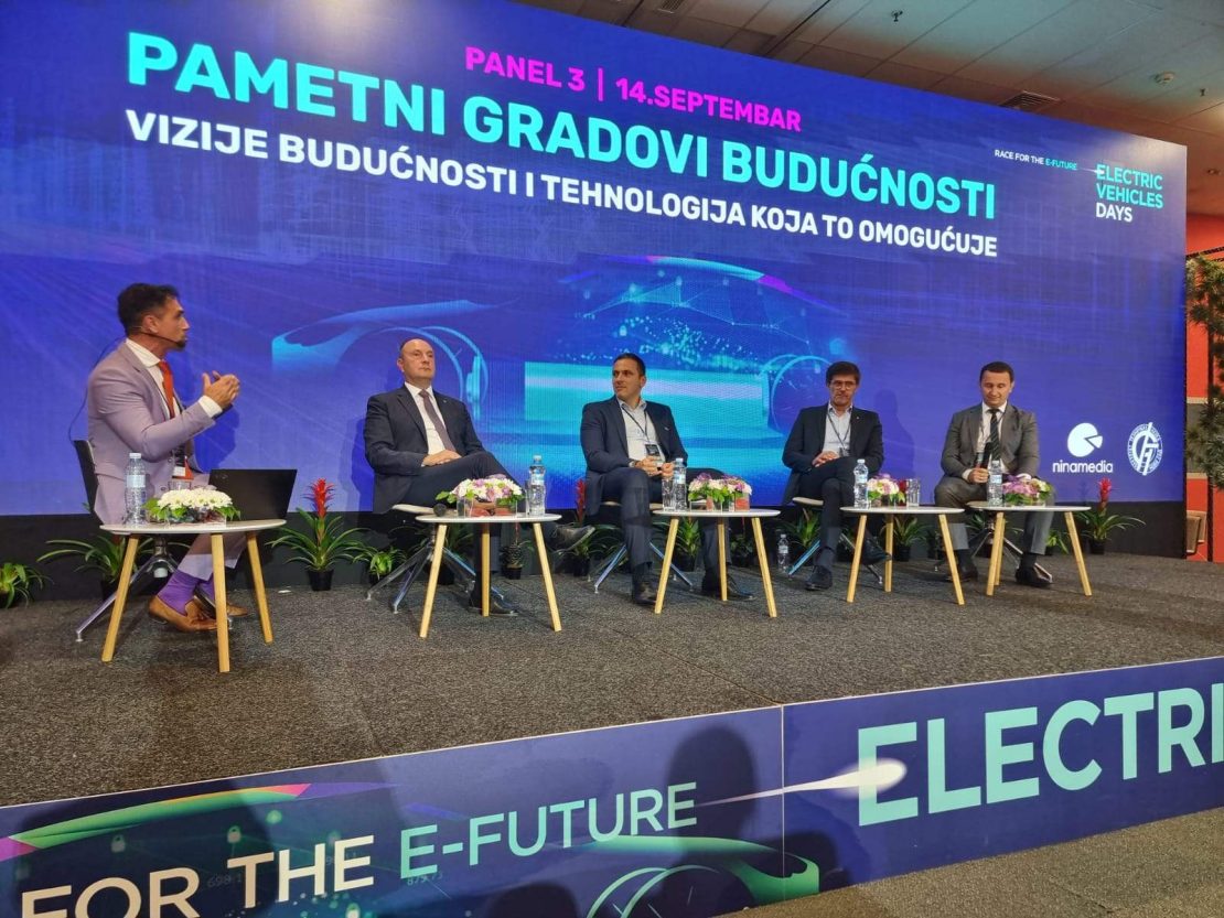 Ćurić učesnik panel diskusije „Pametni gradovi budućnosti  – vizije budućnosti i tehnologija koja to omogućuje“