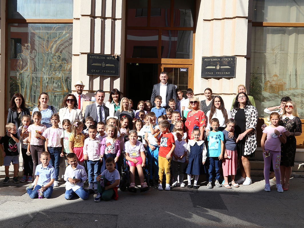 Дјечија недјеља: Малишани код градоначеника