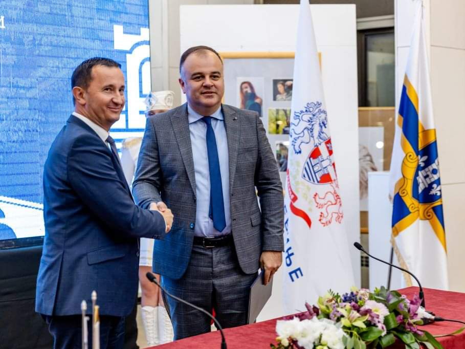 Ćurić i Katić potpisali Sporazum o bratimljenju i saradnji između Trebinja i Herceg Novog
