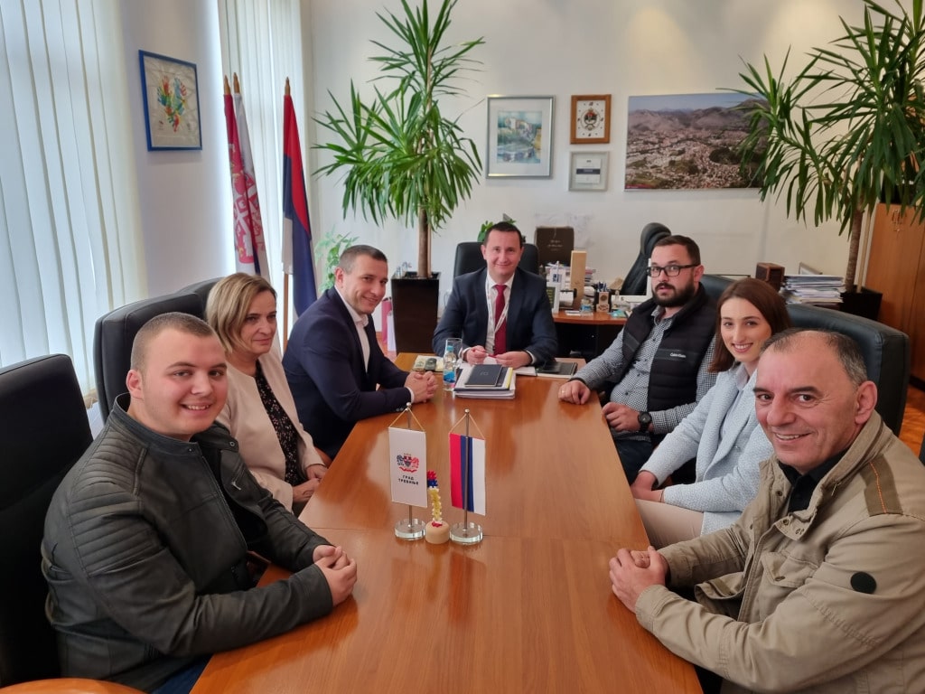 Алатничари и млади музичари код градоначелника нa пријему