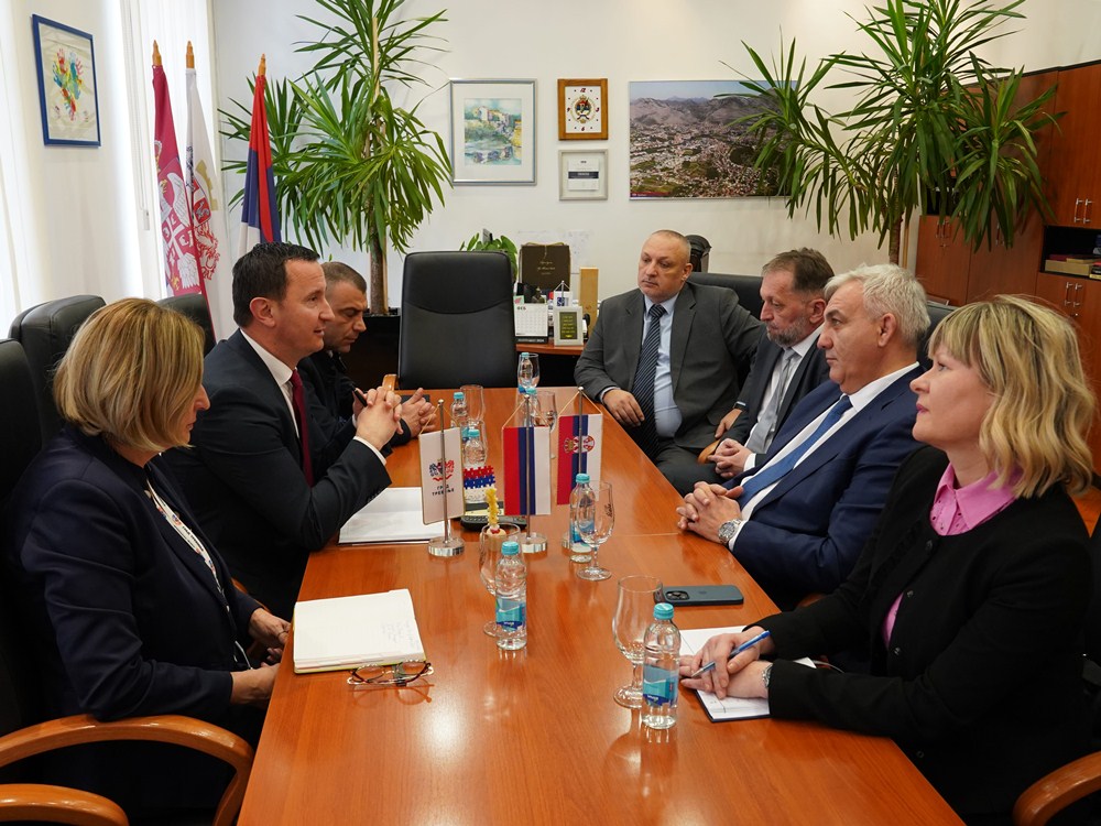 Градоначелник Ћурић разговарао са амбасадором Србије Иваном Тодоровим