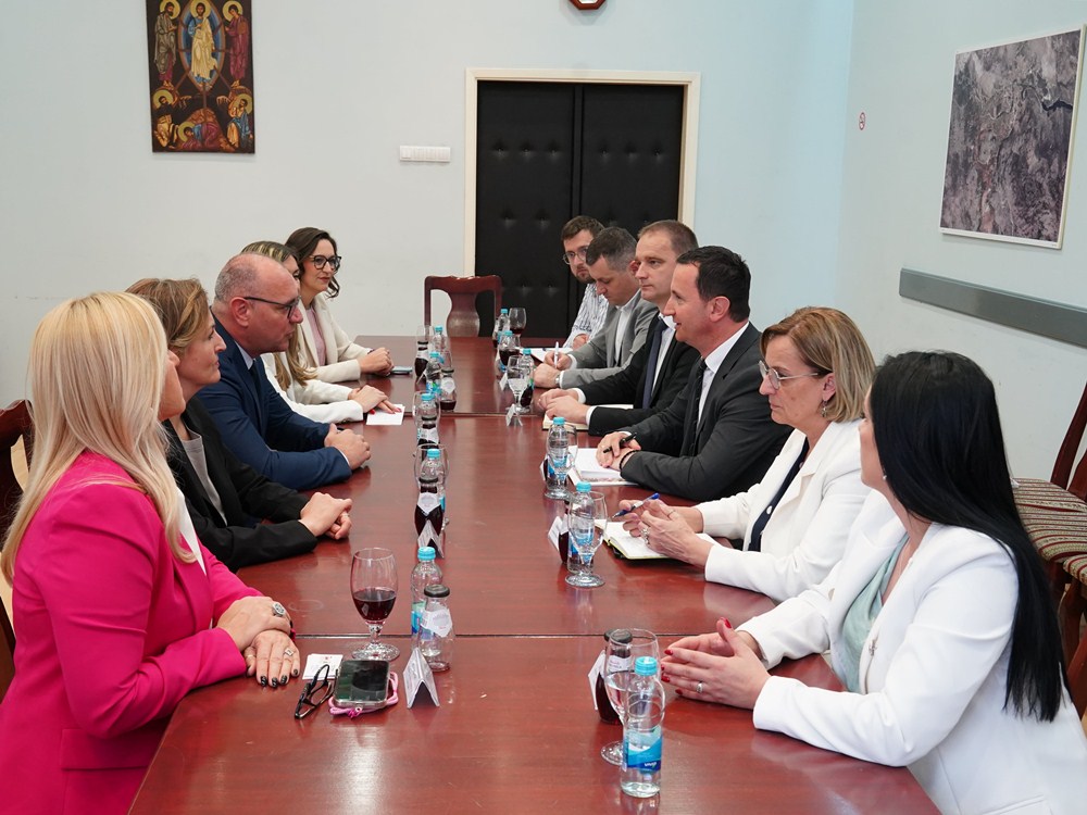 Ћурић угостио градоначелника Тузле: Размјеном искустава до бољих рјешења