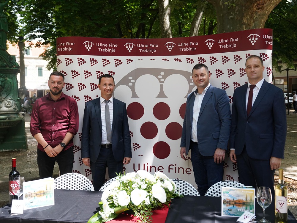 У петак отварање љетне туристичке сезоне, у суботу Фестивал вина и хране