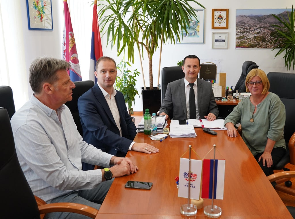 Представници Града Требиња и Банке гена Института за кукуруз из Земуна разговарали о могућностима сарадње