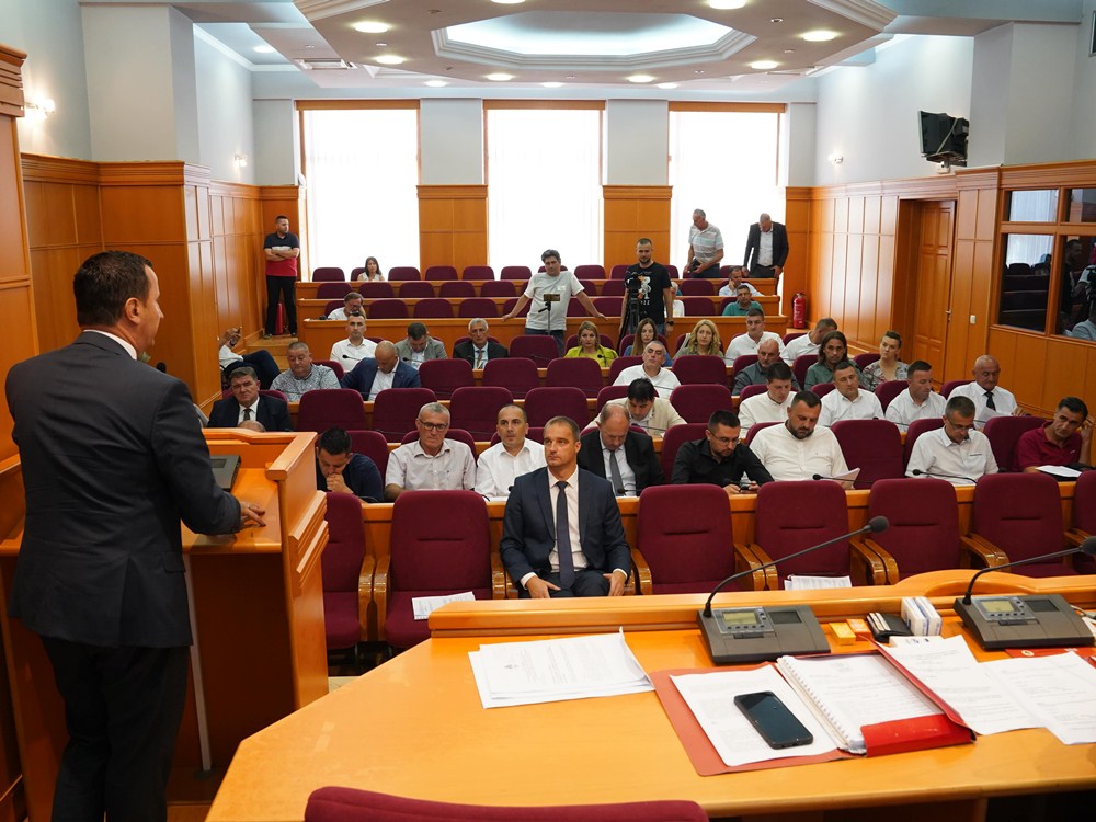 Одржана сједница Скупштине града: Усвојена Стратегија развоја социјалне заштите, нови режим саобраћаја у Старом граду