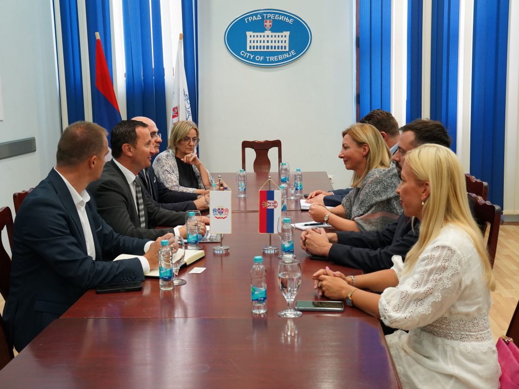 Градоначелник Ћурић и министар Мацура разговарали о развоју женског предузетништва