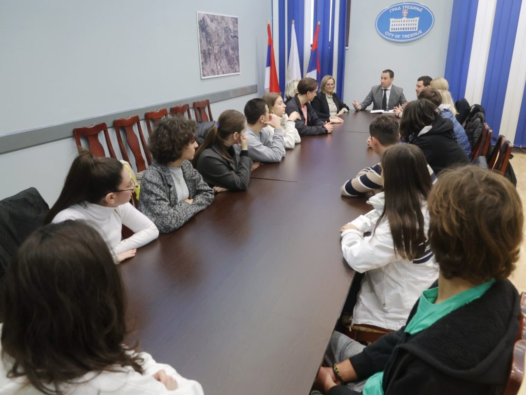 Требињски гимназијалци пренијели градоначелнику утиске из Беча