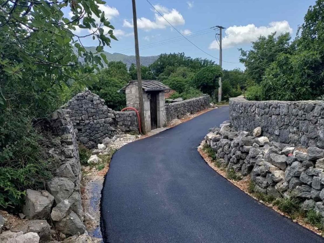 Мјештани Церовца: Хвала градоначелнику Ћурићу, све договорено је испоштовано