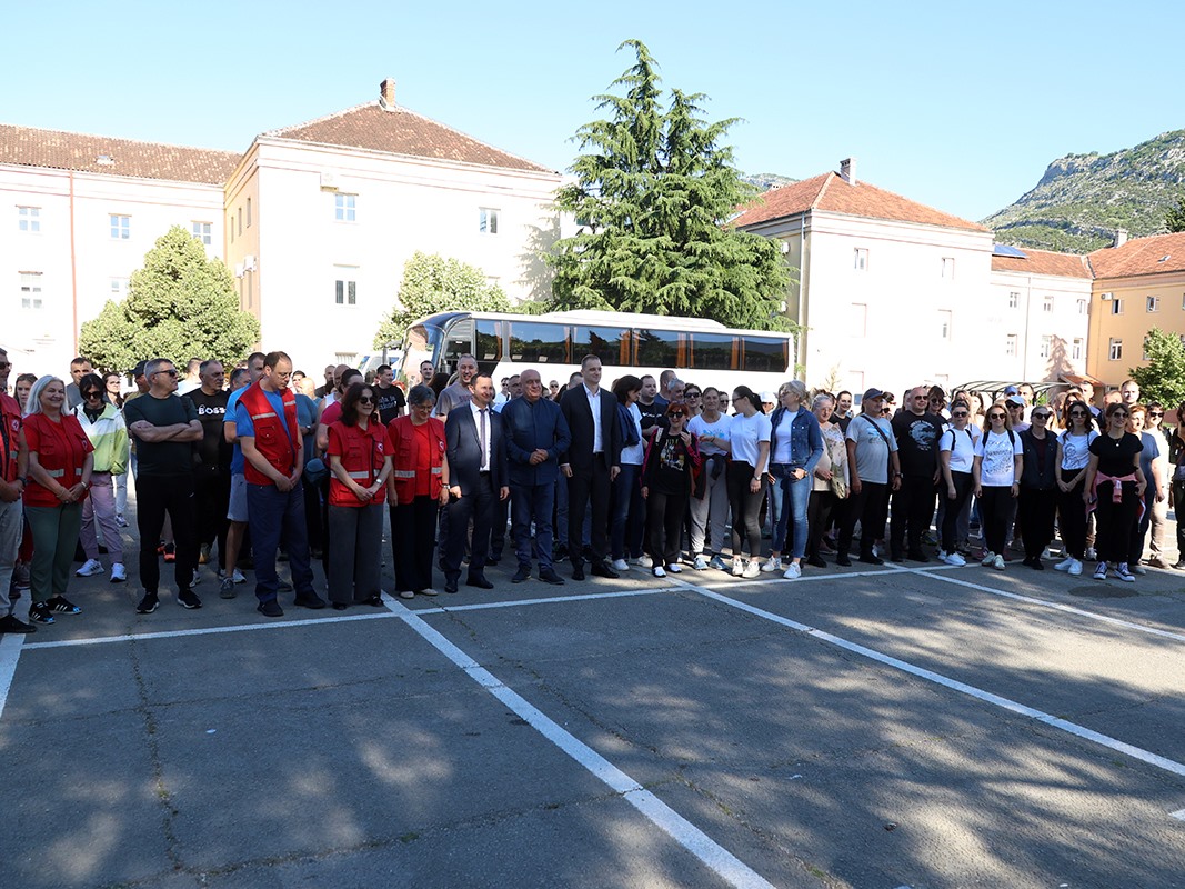 Јединствено за љепше Требиње: Преко хиљаду грађана у акцији уређења града, подршка и градоначелника
