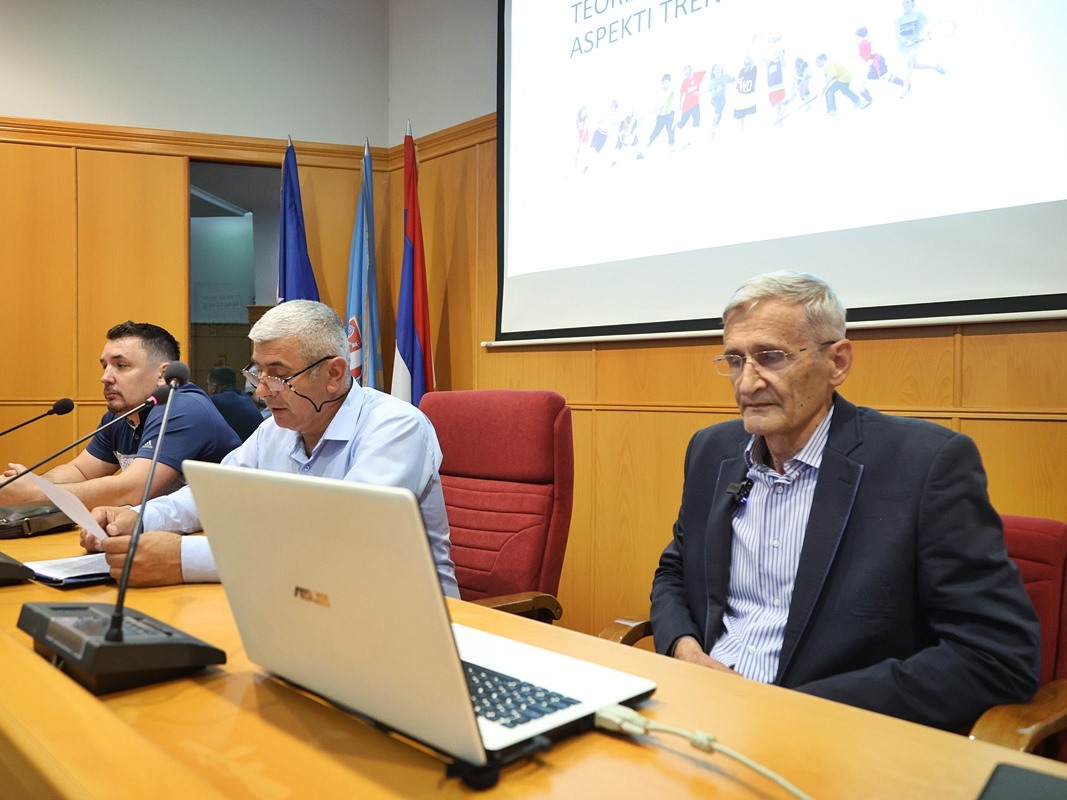 Проф. др Владимир Копривица одржао предавање на тему „Теоријски и практични аспекти припреме и такмичења младих спортиста“