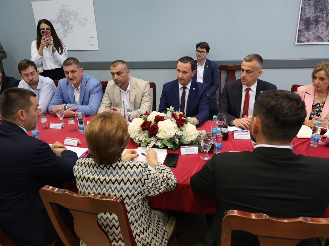 Ћурић са министрима: Требиње је најефикаснија локална заједица по свим параметрима