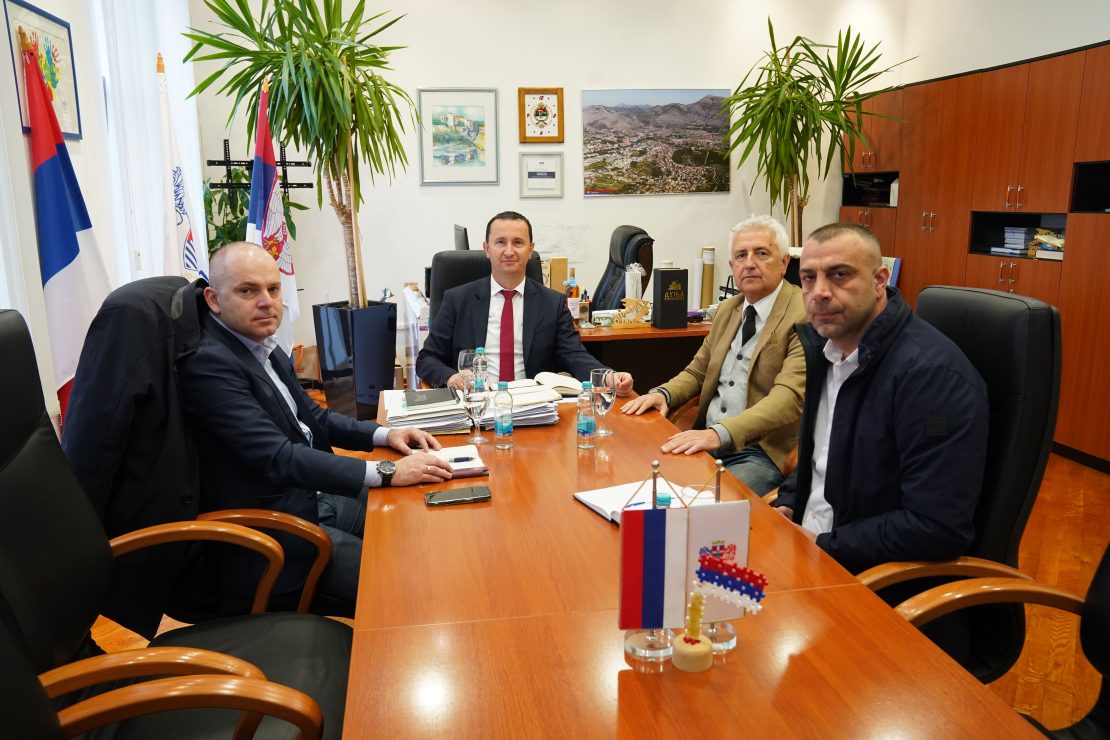 Градоначелник Требиња одржао састанак са директором Фонда за заштиту животне средине